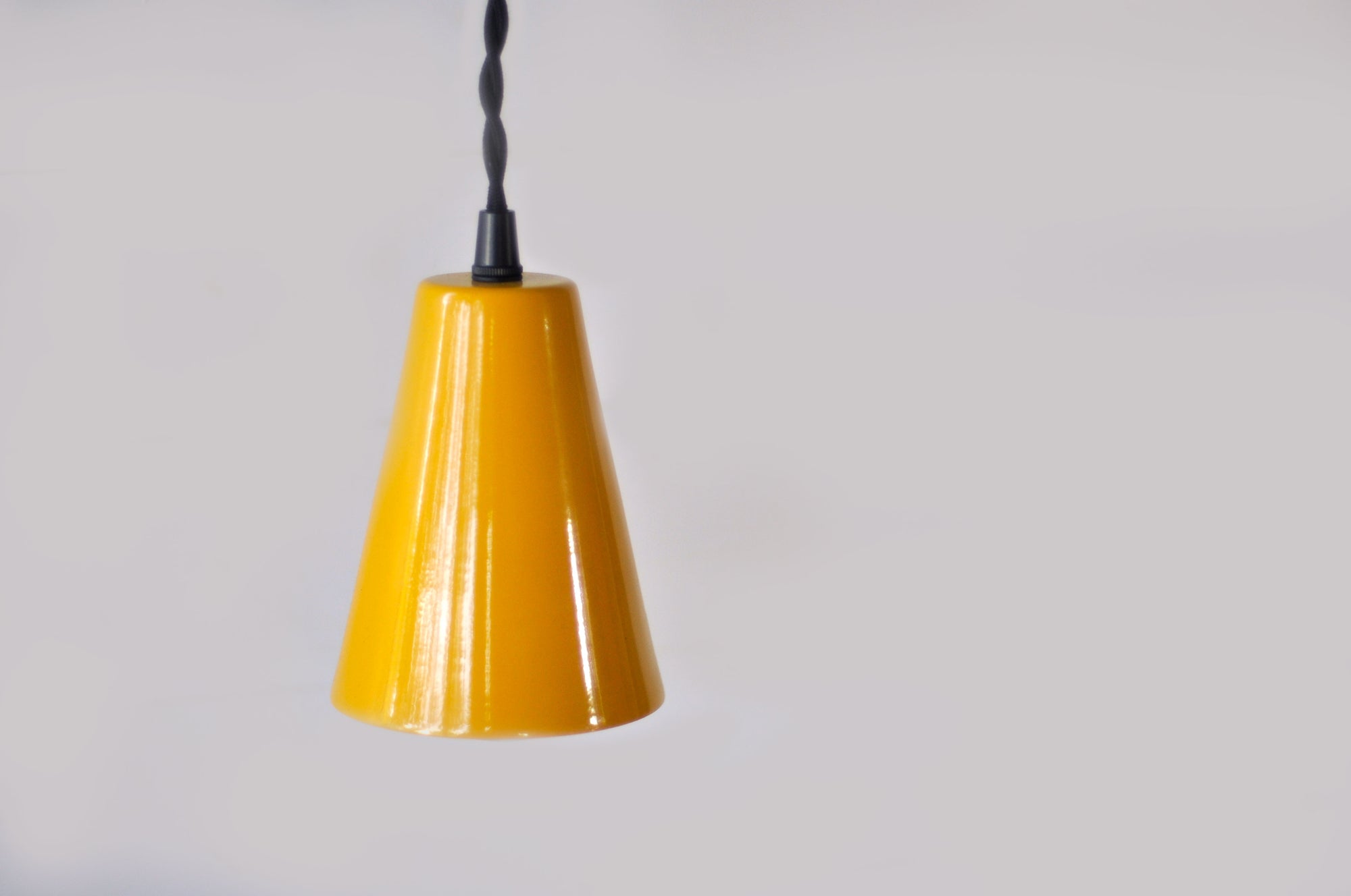 Pendant Light Kit- Honey Yellow